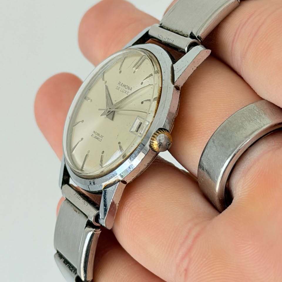Vintage Ramona De Luxe Manual Wind Watch – Incabloc 21 Jewels, Date