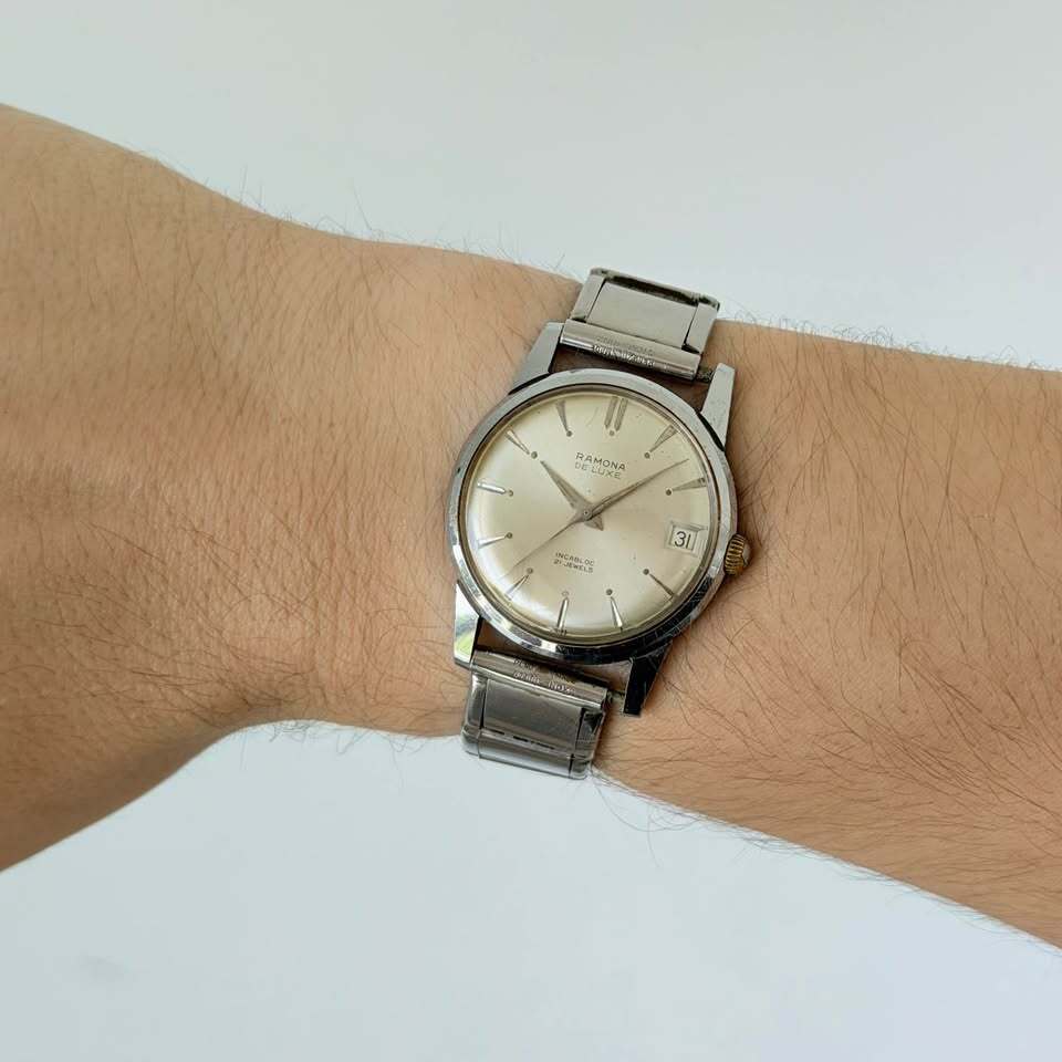 Vintage Ramona De Luxe Manual Wind Watch – Incabloc 21 Jewels, Date