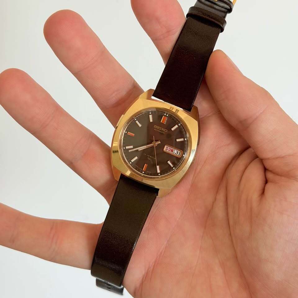 Seiko “Chocolate” 7006-8059 Automatic Day Date Watch Gold Tone