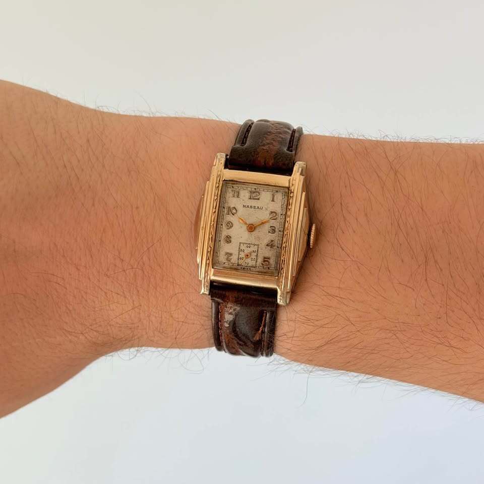 Vintage Nassau Art Deco Watch – Rectangular Case, Swiss Made