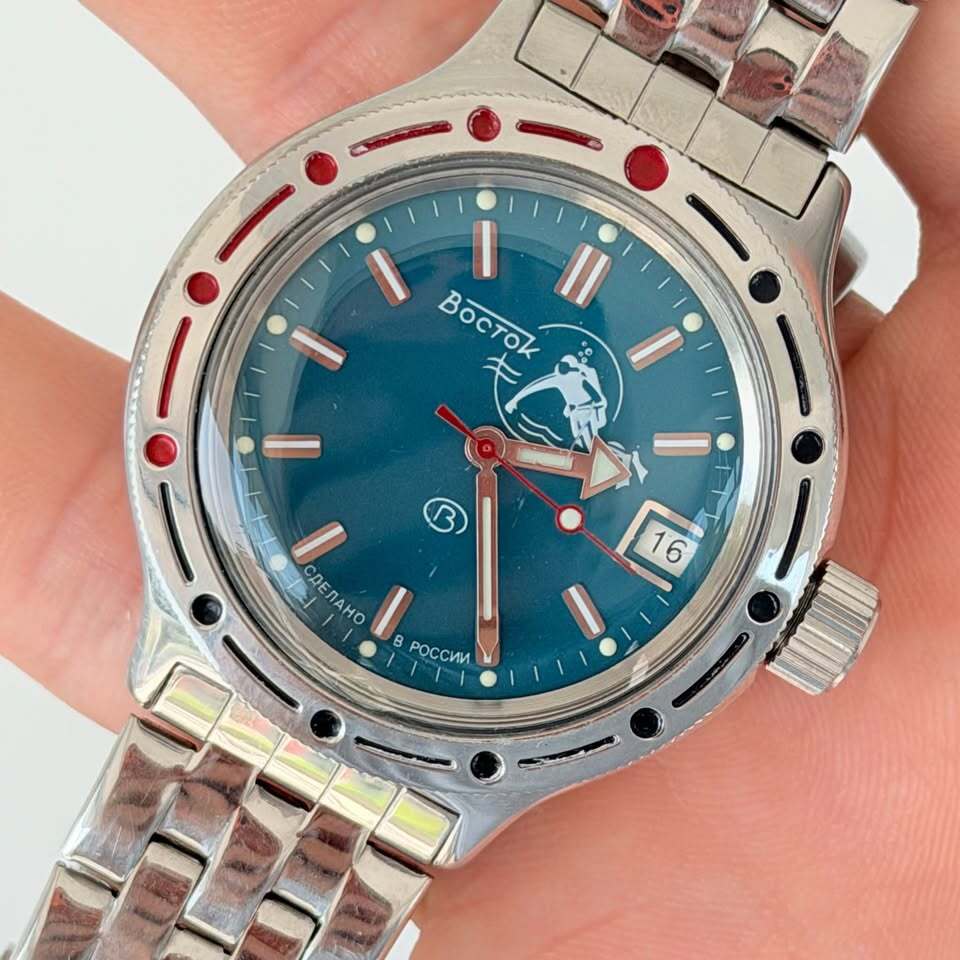 Vostok Amphibia “Scuba Dude” Diver Watch – Blue Dial, Steel Bracelet