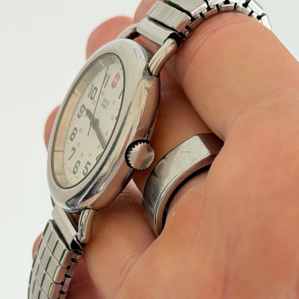 Swiss Army Brand Victorinox Field Watch White Dial 24 Hour Military Time Date