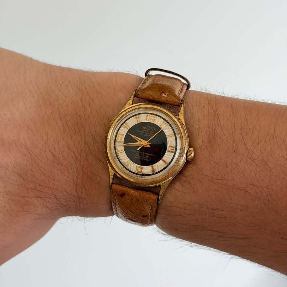 Sellita De Luxe Super Automatic 30 Jewels Vintage Bullseye Dial