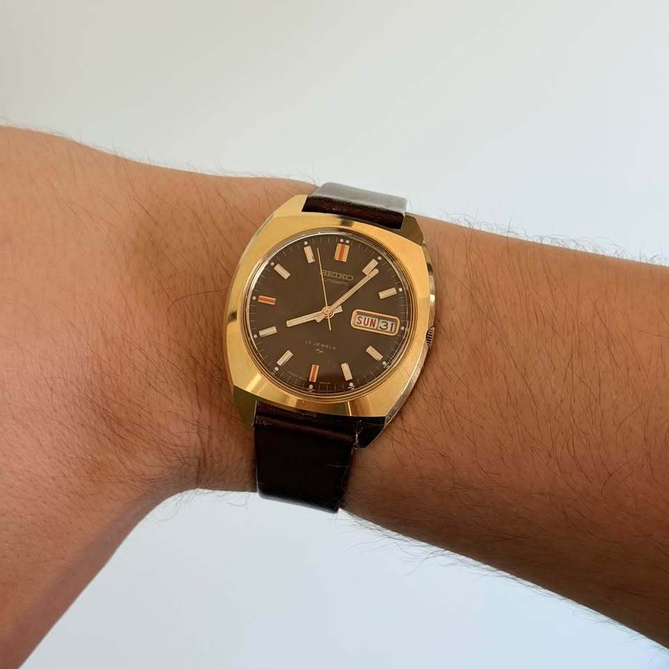 Seiko “Chocolate” 7006-8059 Automatic Day Date Watch Gold Tone