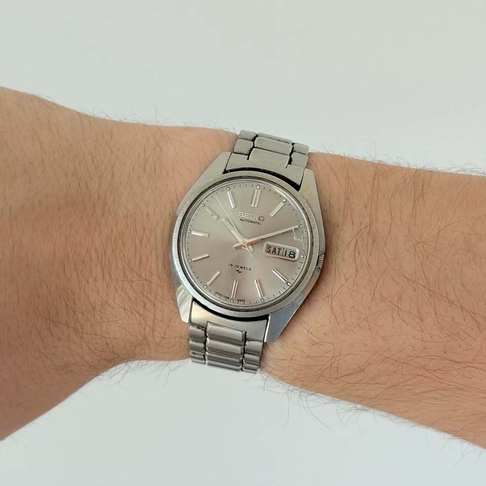 Vintage Seiko 7006-8040 Automatic Watch – 19 Jewels, Day/Date