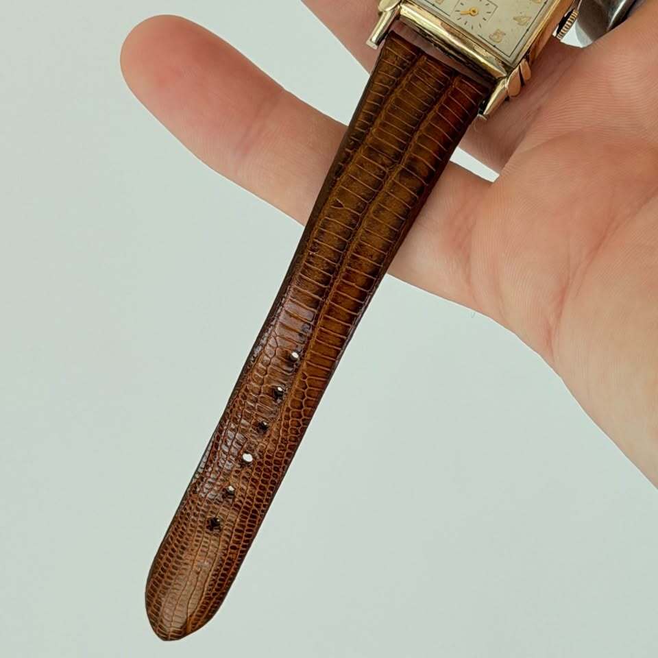 Vintage Elgin De Luxe Tank Watch – 10K Gold Filled