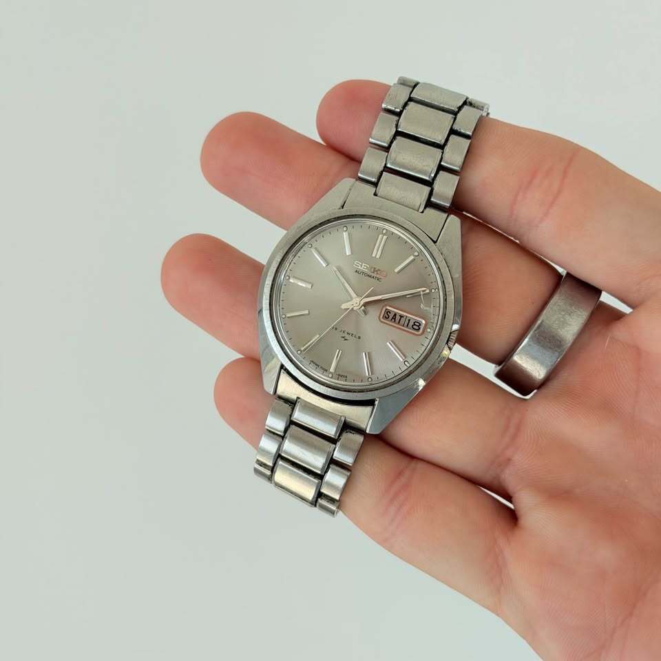 Vintage Seiko 7006-8040 Automatic Watch – 19 Jewels, Day/Date