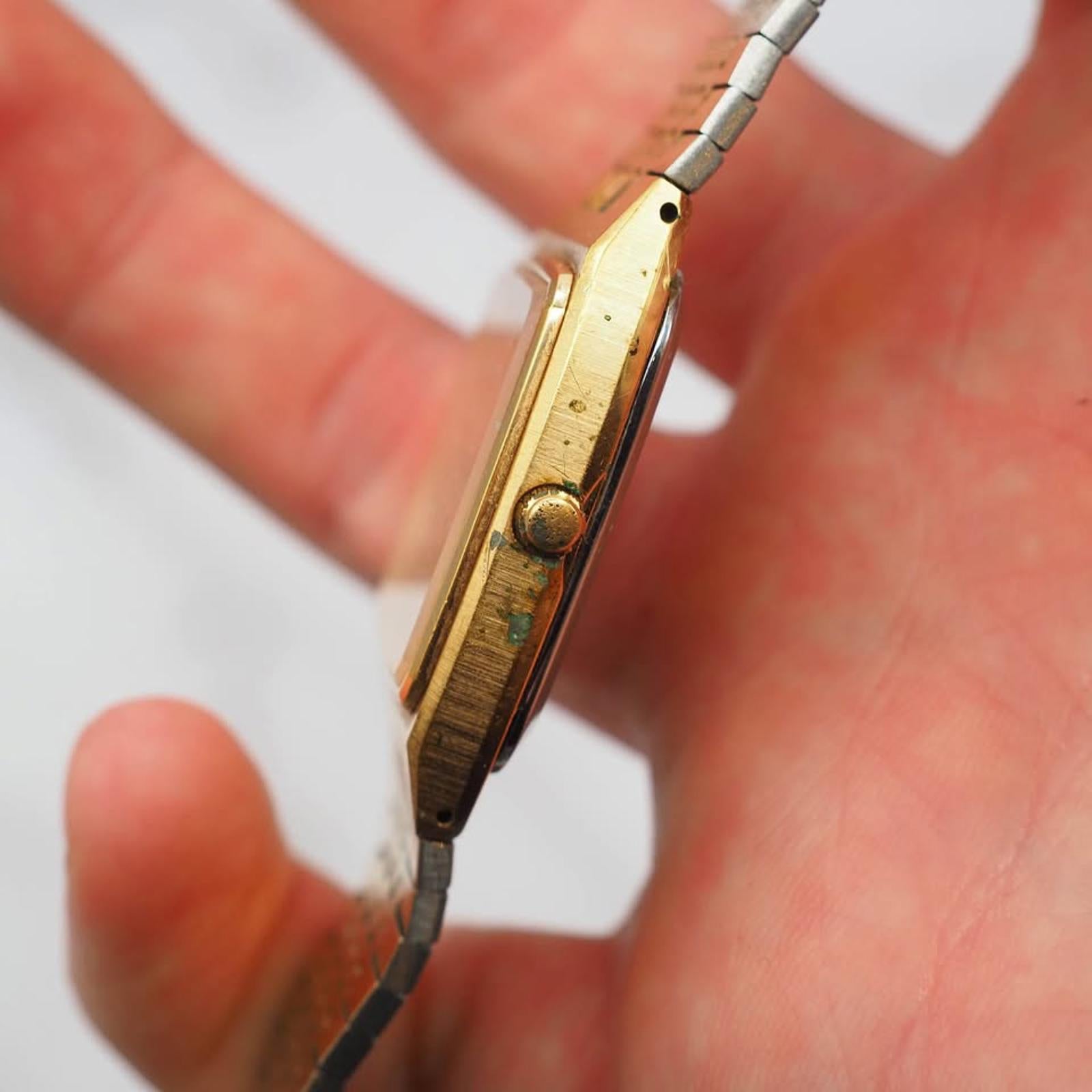 Vintage Seiko SQ Gold Tone Mens Day Date Quartz Watch 8223-5169