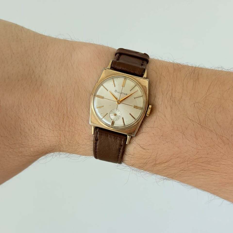 Vintage Bulova 10K RGP Cushion Case Manual Wind Watch