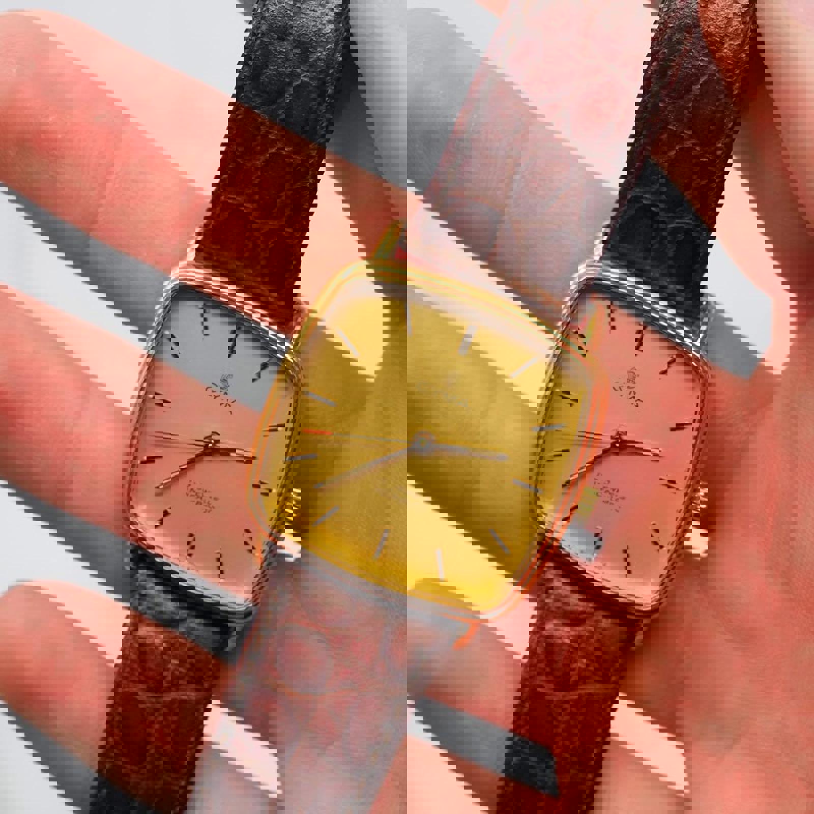Cyma Mechancial Wind Gold Tone Watch