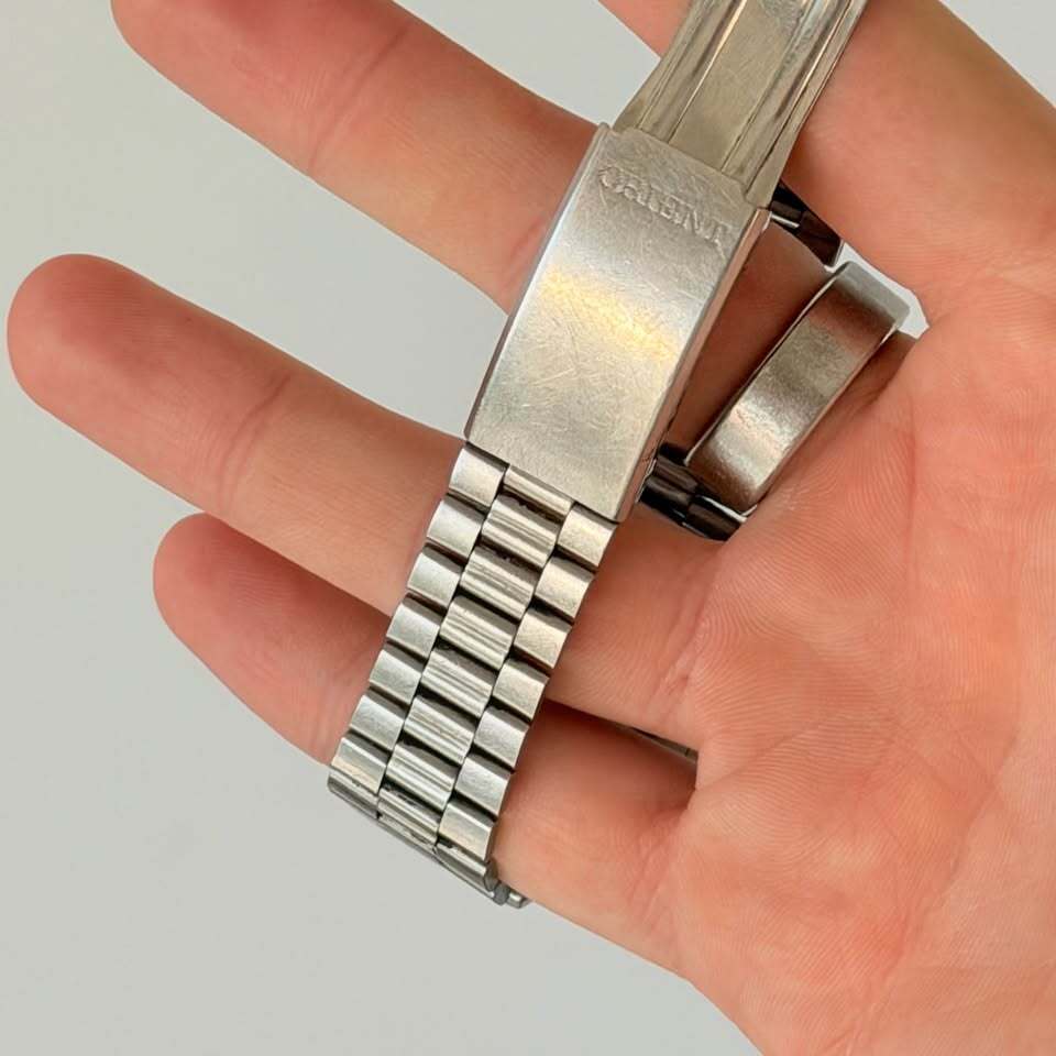Vintage Orient Crystal 21 Jewels Automatic Watch – Day/Date